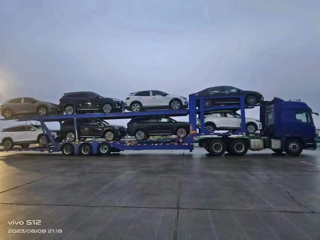 12m center-axle vehicle transport semi-trailer