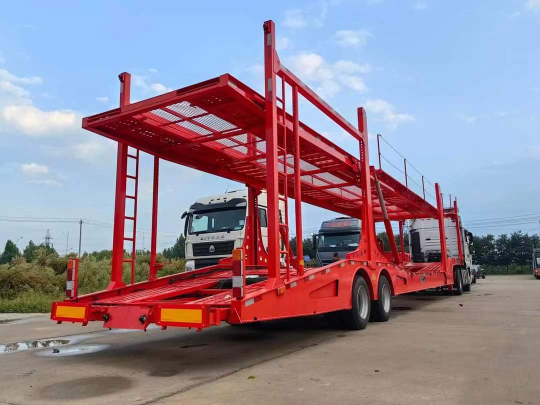 13.6m vehicle transport semi-trailer