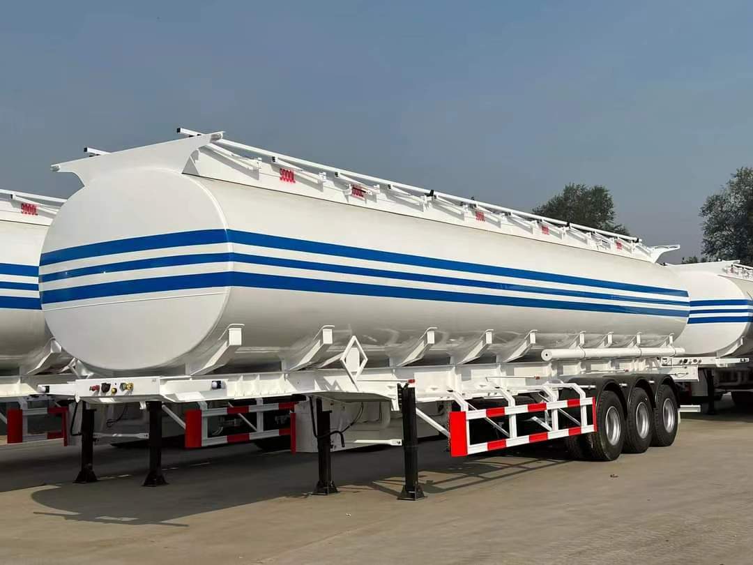 38 cubic meter aluminum alloy oil semi-trailer