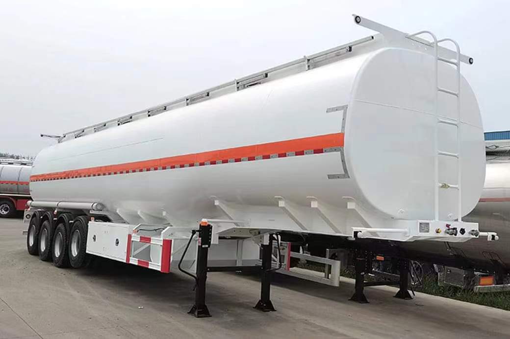 18 cubic meter oil tank transport semi-trailer