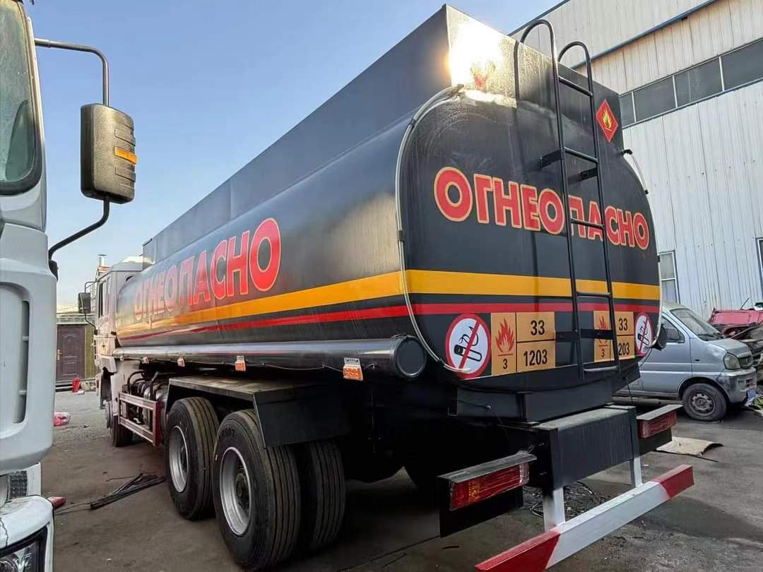 25m3 tank-type semi-trailer for transporting oxidizing materials