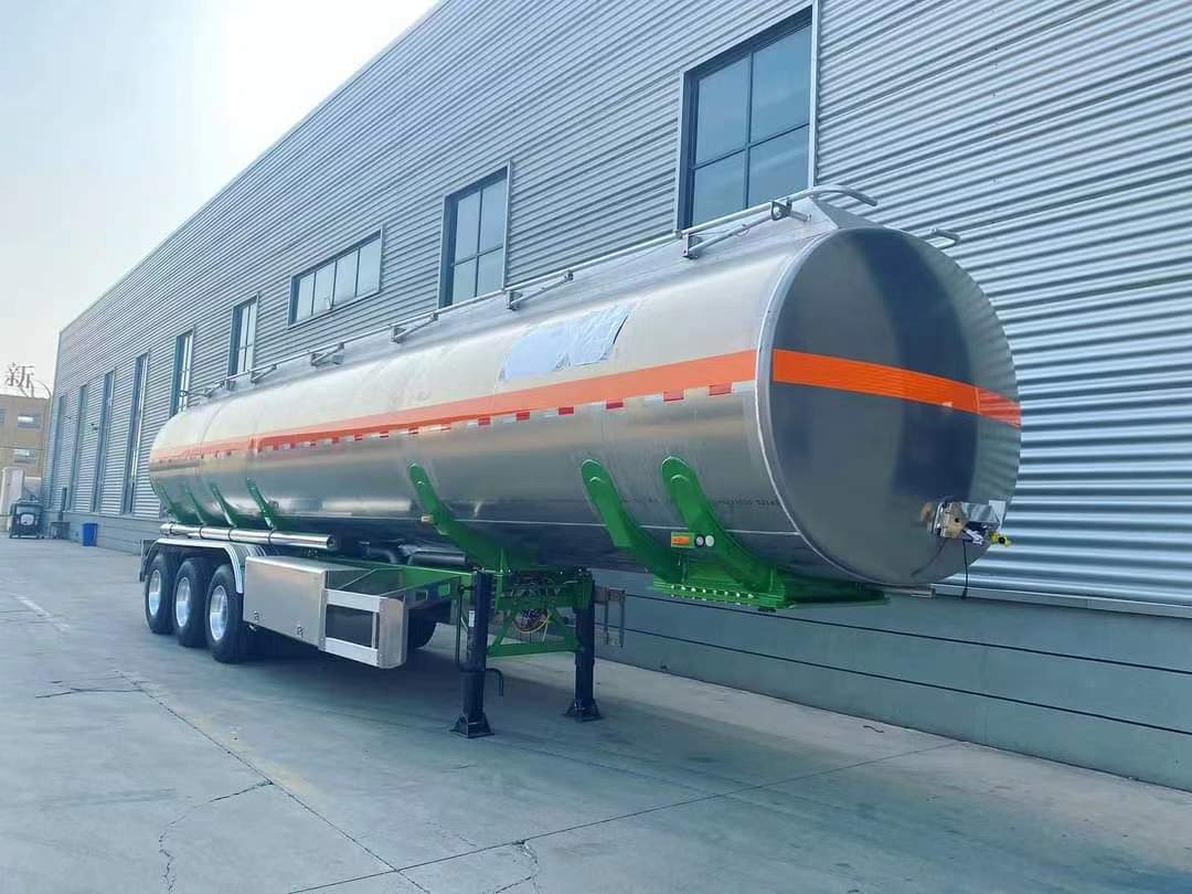 47 cubic meters flammable liquid tank transport semi-trailer