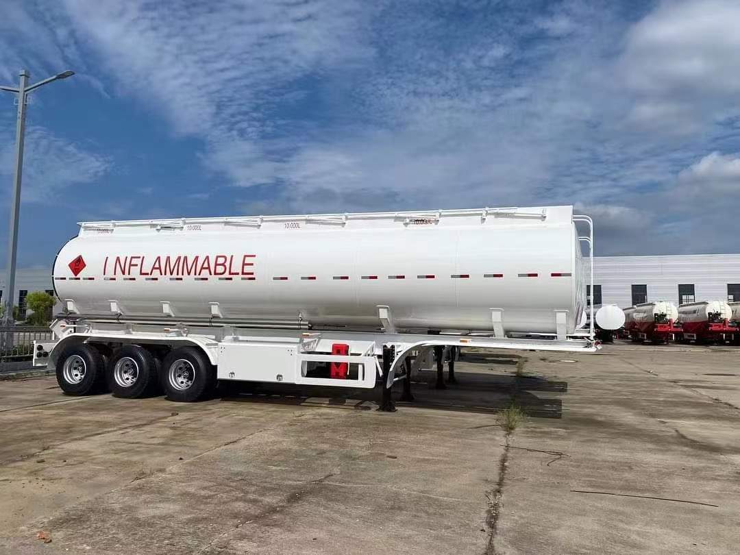 9.6m three-axle bulk cement semi-trailer