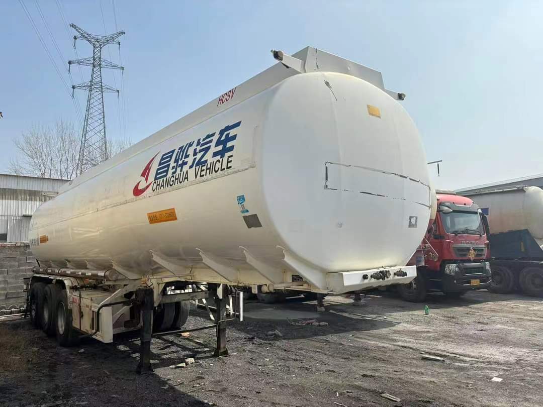 46 cubic meters gasoline, diesel, kerosene aluminum tank semi-trailer