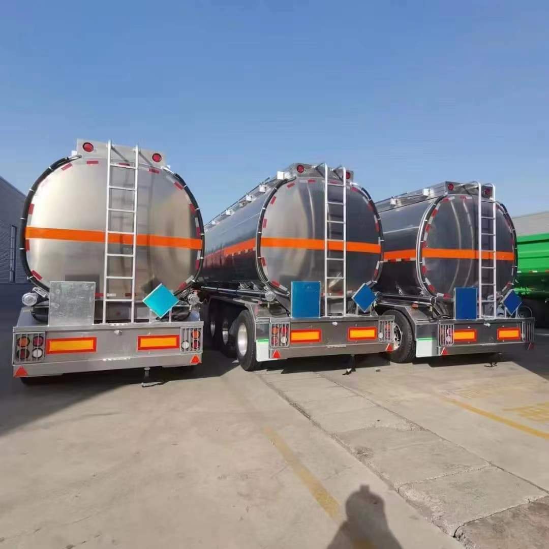 48 square aluminum alloy oil semi-trailer