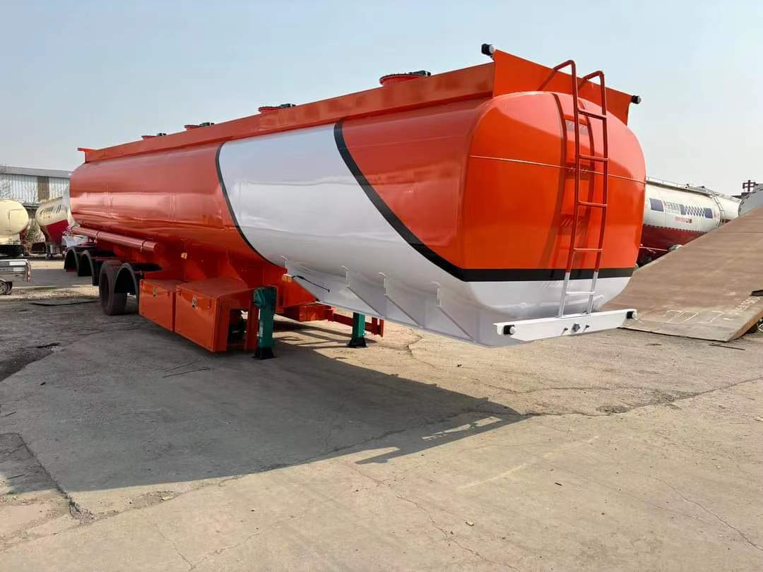 47.5 m3 low-density powder material transportation semi-trailer