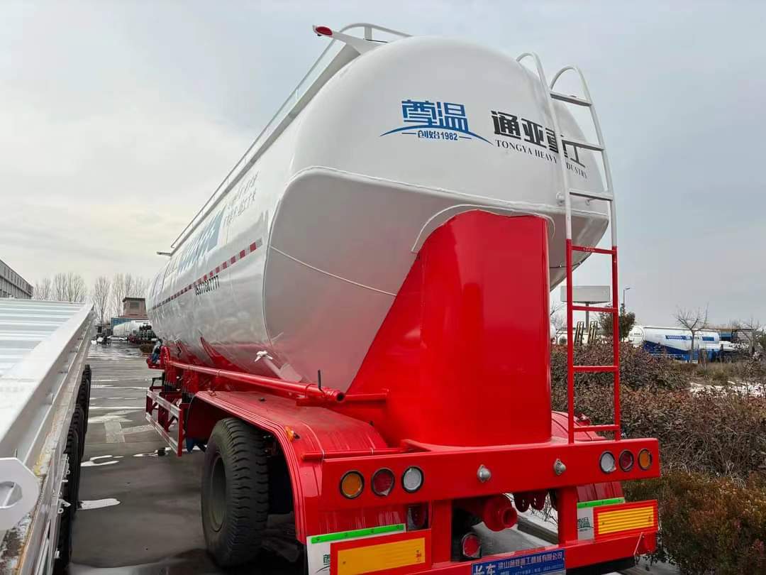 45 cubic meter lightweight bulk cement tanker