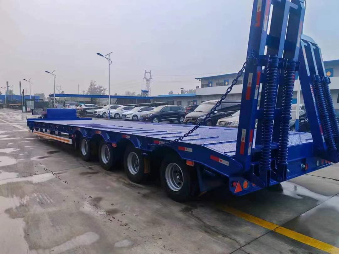 13-meter gooseneck flatbed transport semi-trailer