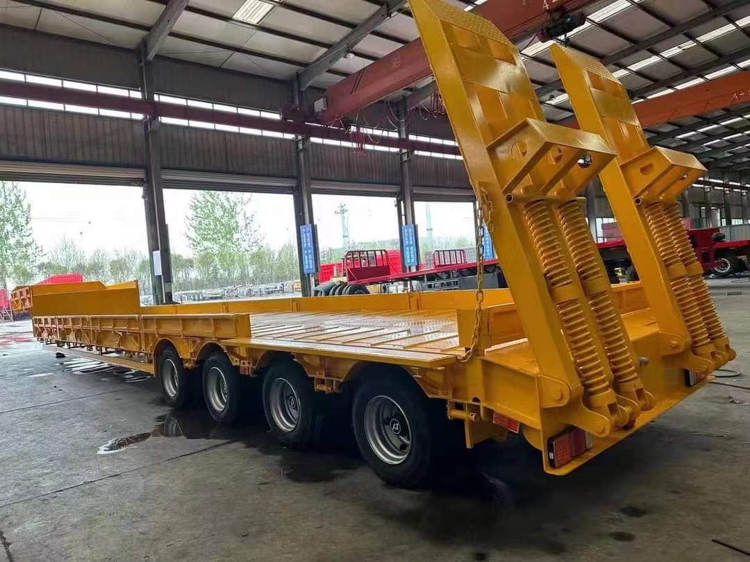 13m ultra-light flatbed truck