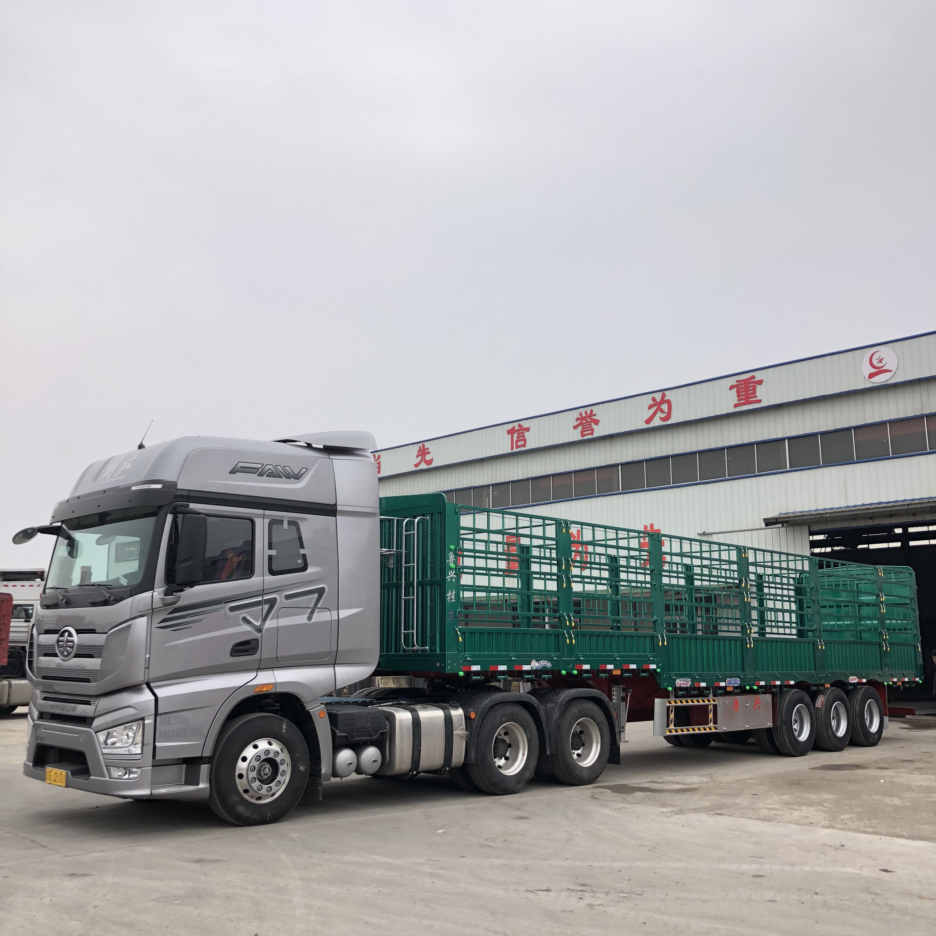 High rail semi-trailer ordered by Kyrgyzstan customer